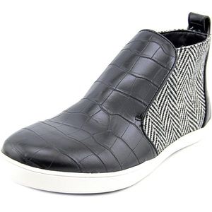 Circus by Sam Edelman Jadyn slip on sneaker